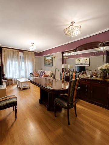 2 bedroom Apartment for sale in León city with garage - € 234,000 (Ref: 10020038)