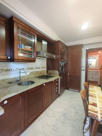 2 bedroom Apartment for sale in León city with garage - € 234,000 (Ref: 10020038)
