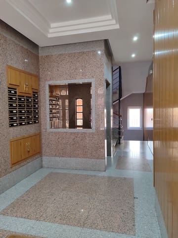 2 bedroom Apartment for sale in León city with garage - € 234,000 (Ref: 10020038)