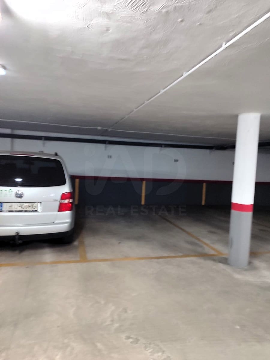 2 bedroom Apartment for sale in Leon city with garage - € 234,000 (Ref: 10020038)