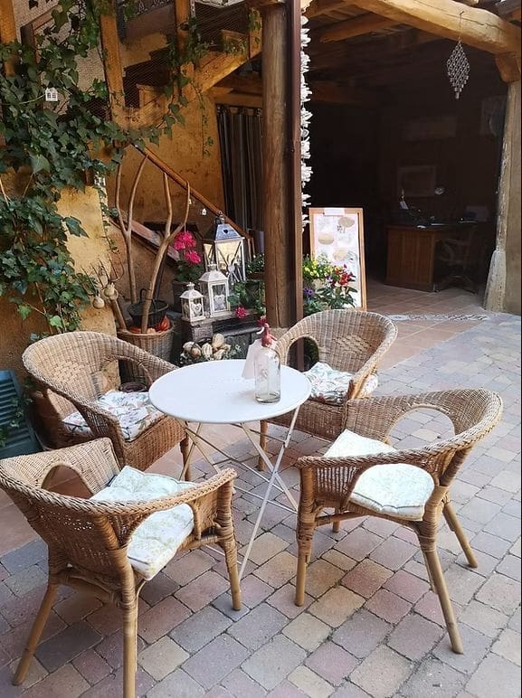 6 slaapkamer Commercieel te koop in Leon stad - € 379.000 (Ref: 10020046)