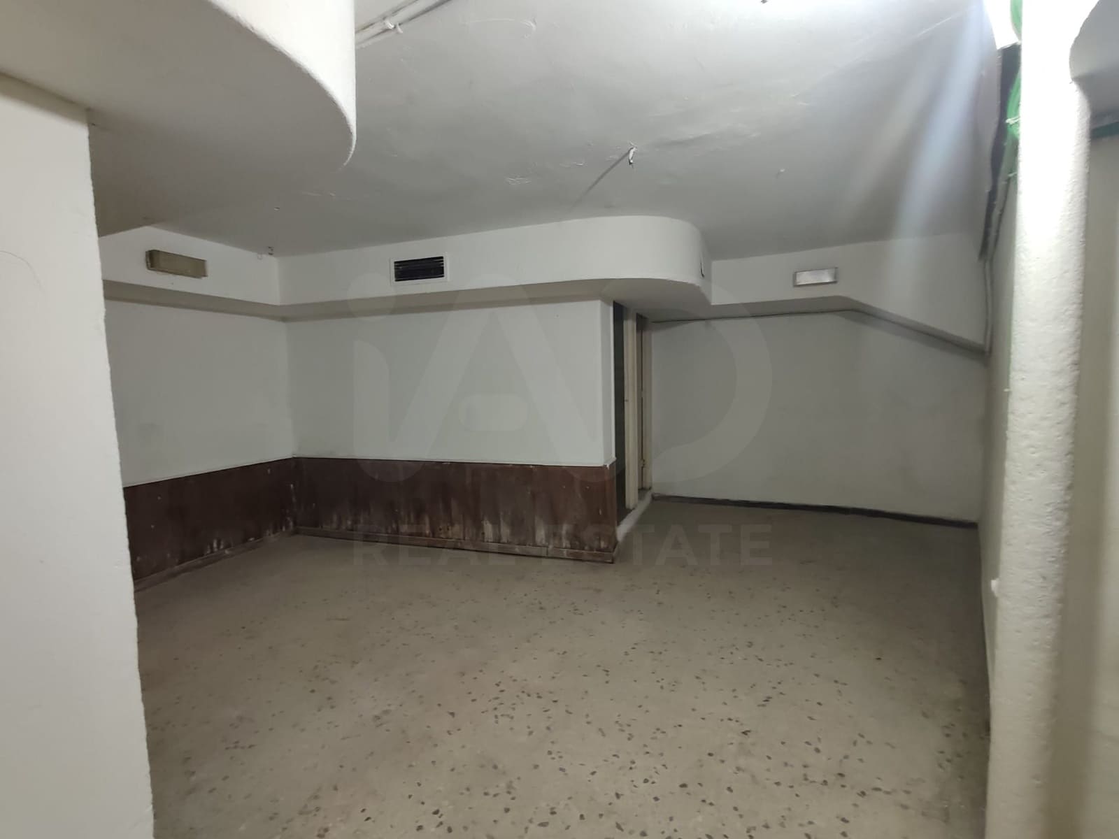 Kommersiell til salgs i Astorga - € 19 900 (Ref: 10020047)