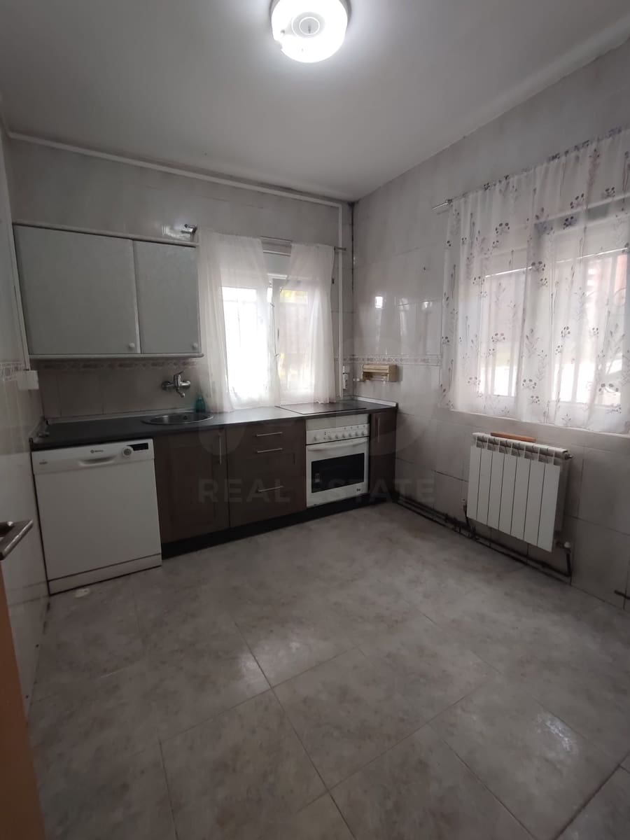 3 slaapkamer Appartement te koop in Astorga - € 64.900 (Ref: 10020049)