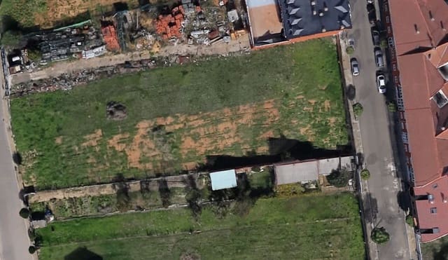 Building Plot for sale in Valverde de la Virgen - € 120,000 (Ref: 10020051)
