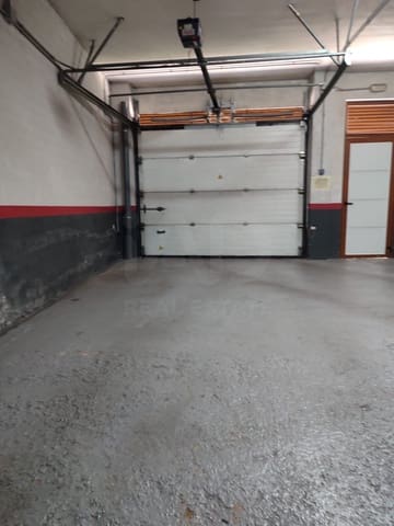 Garage in vendita in León città - 24.900 € (Rif: 10020052)
