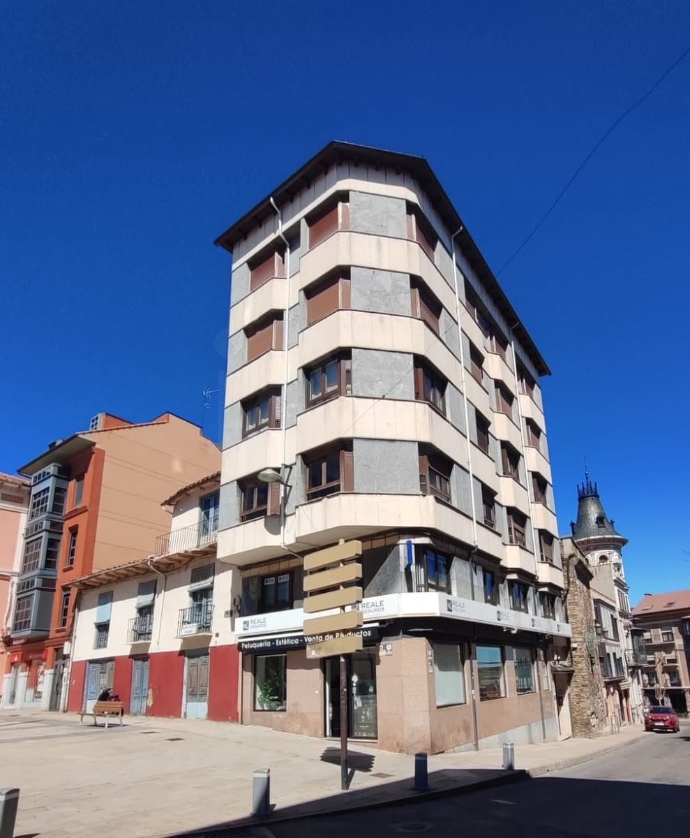1 Zimmer Penthouse zu verkaufen in Astorga - 44.900 € (Ref: 10020056)