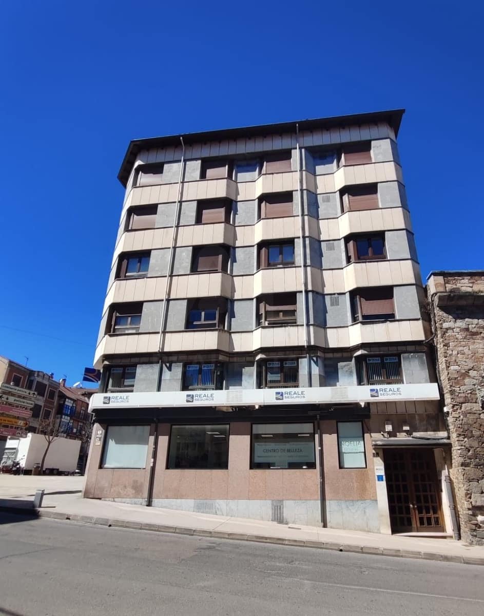 1 Zimmer Penthouse zu verkaufen in Astorga - 44.900 € (Ref: 10020056)
