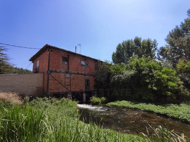 4 slaapkamer Finca/Landhuis te koop in Veguellina de Orbigo, Villarejo de Orbigo met garage - € 34.990 (Ref: 10020059)