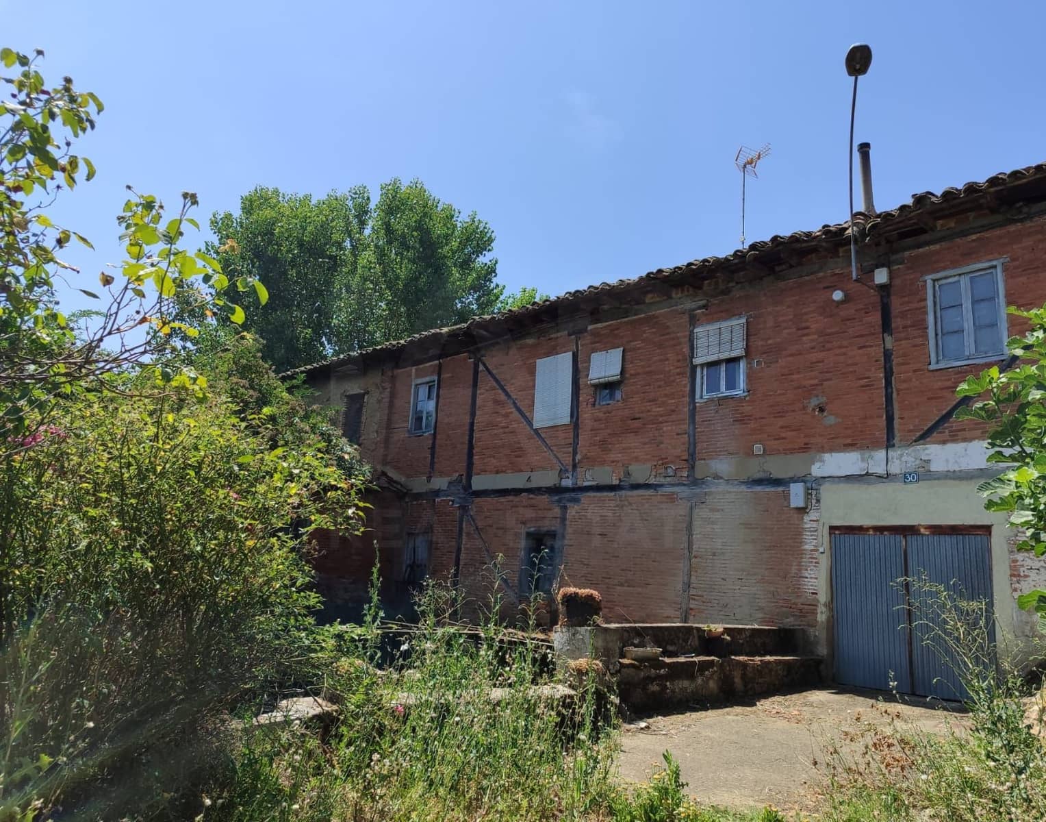 4 sovrum Finca/Hus på landet till salu i Villarejo de Orbigo med garage - 34 990 € (Ref: 10020059)