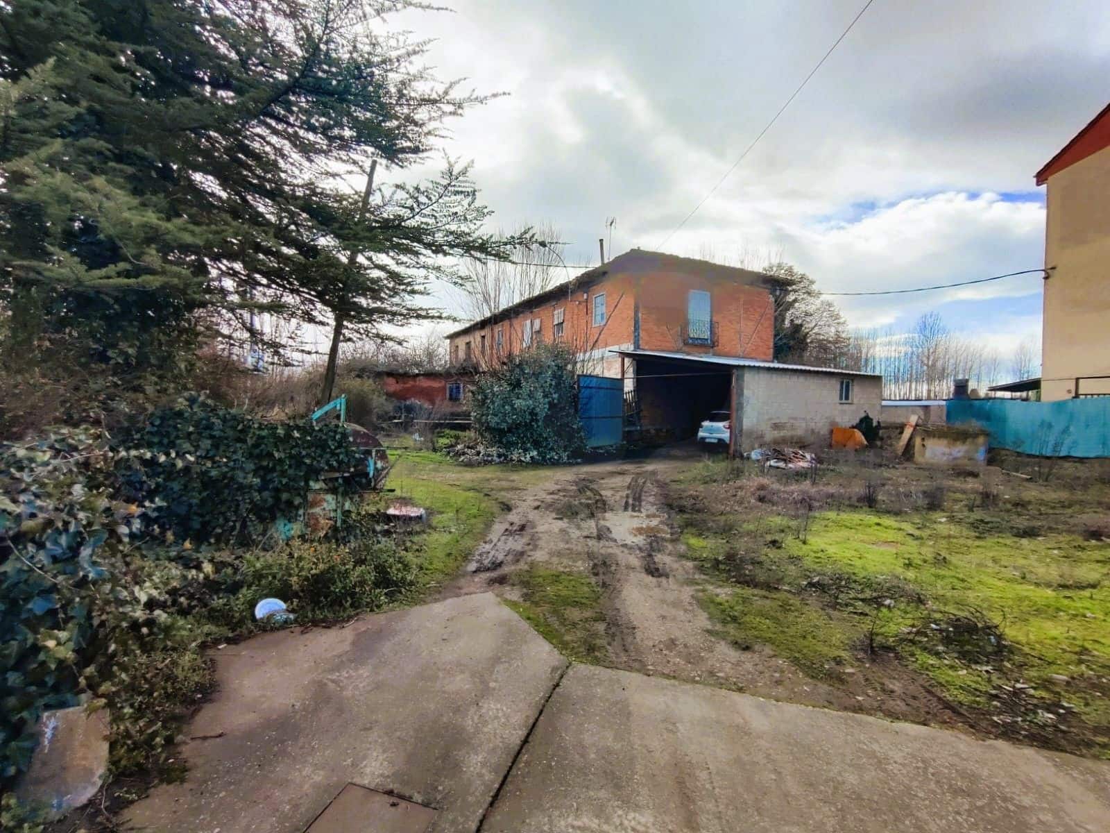4 sovrum Finca/Hus på landet till salu i Villarejo de Orbigo med garage - 34 990 € (Ref: 10020059)