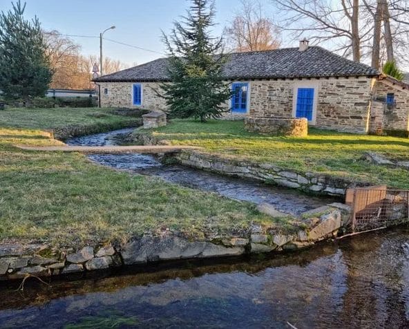 Finka/Dom wiejski na sprzedaż w Val de San Lorenzo - 34 900 € (Ref: 10020063)
