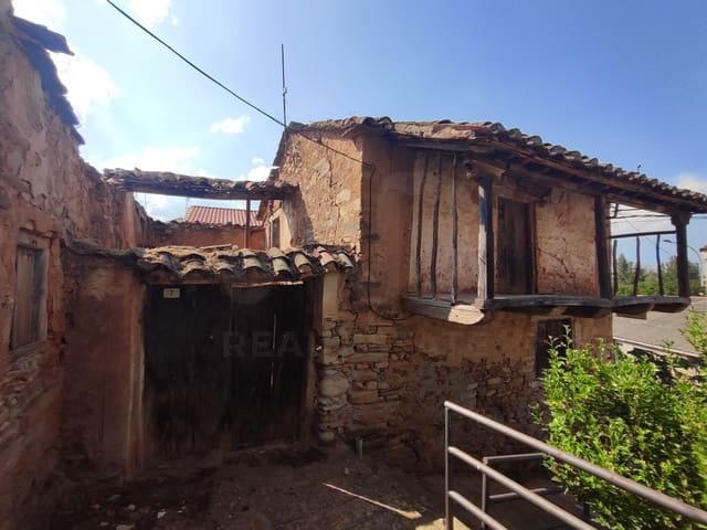 Finca/Landhuis te koop in Val de San Lorenzo - € 29.900 (Ref: 10020065)