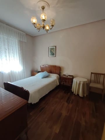 6 makuuhuone Omakotitalo myytävänä paikassa Hospital de Orbigo - 109 000 € (Ref: 10020066)