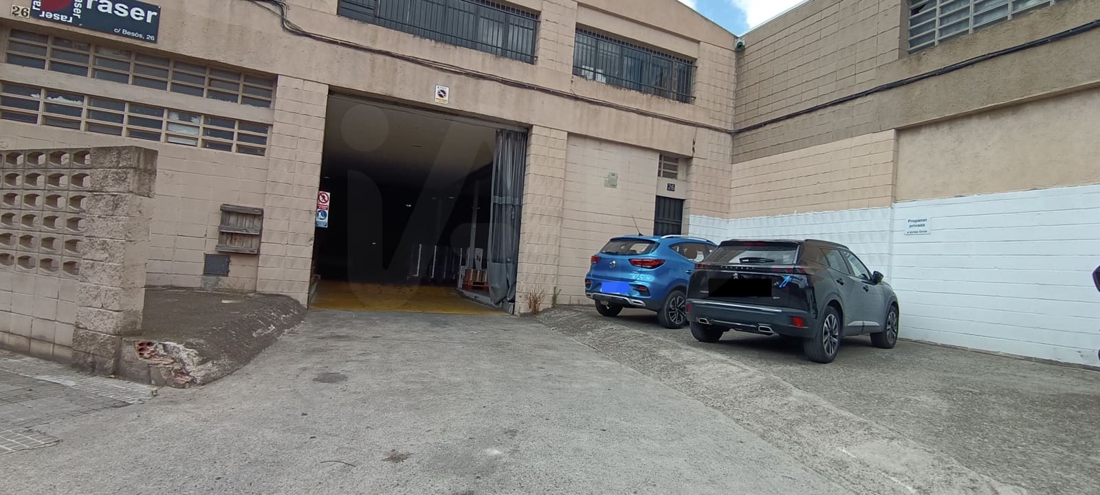 Commercial for sale in Ripollet - € 595,000 (Ref: 10021521)