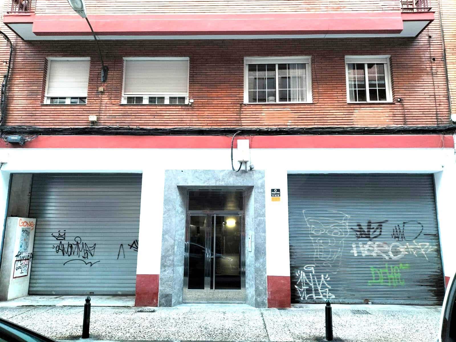 Kommersiell till salu i Zaragoza stad - 320 000 € (Ref: 10021522)