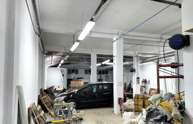 Kommersiell till salu i Zaragoza stad - 320 000 € (Ref: 10021522)