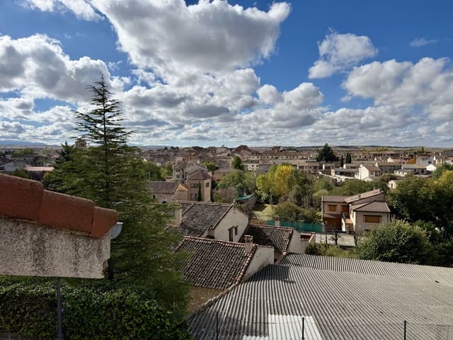 5 quarto Moradia para venda em Turégano - 145 260 € (Ref: 10021525)