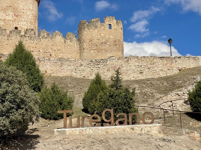 5 quarto Moradia para venda em Turégano - 145 260 € (Ref: 10021525)