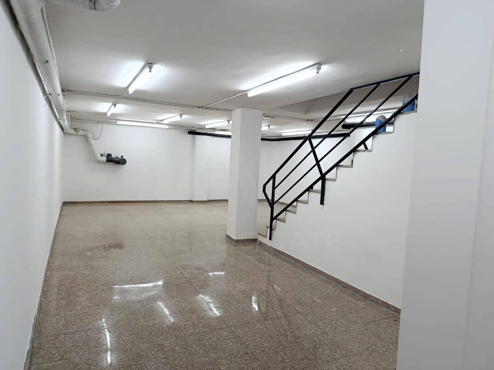 3 sovrum Kommersiell till salu i Zaragoza stad - 99 900 € (Ref: 10021527)