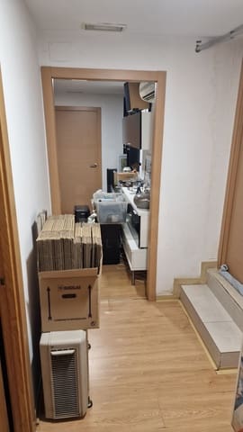 Garagem para venda em Badalona - 84 000 € (Ref: 10021532)