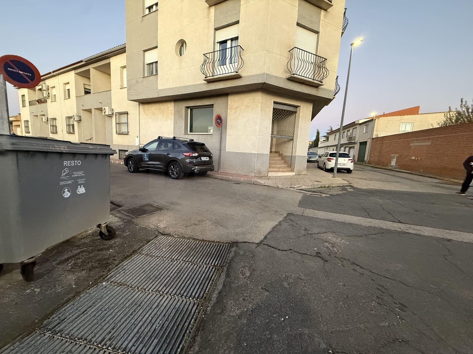 Commercial for sale in Carrion de Calatrava - € 50,630 (Ref: 10021533)