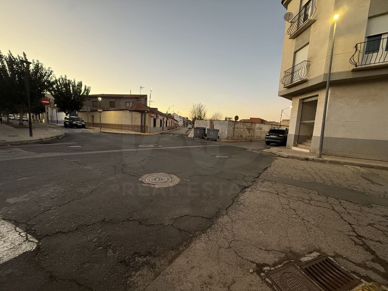 Commercial for sale in Carrion de Calatrava - € 50,630 (Ref: 10021533)