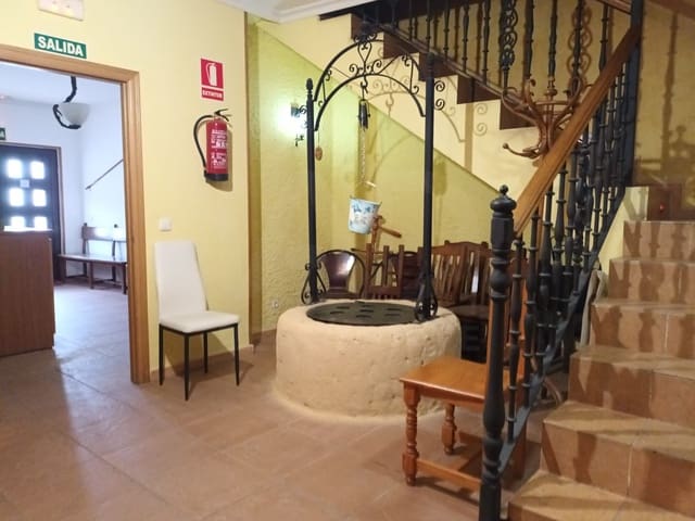 11 Zimmer Gewerbe zu verkaufen in El Burgo Ranero - 350.000 € (Ref: 10021541)
