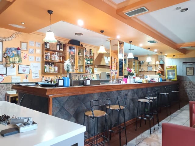 11 Zimmer Gewerbe zu verkaufen in El Burgo Ranero - 350.000 € (Ref: 10021541)