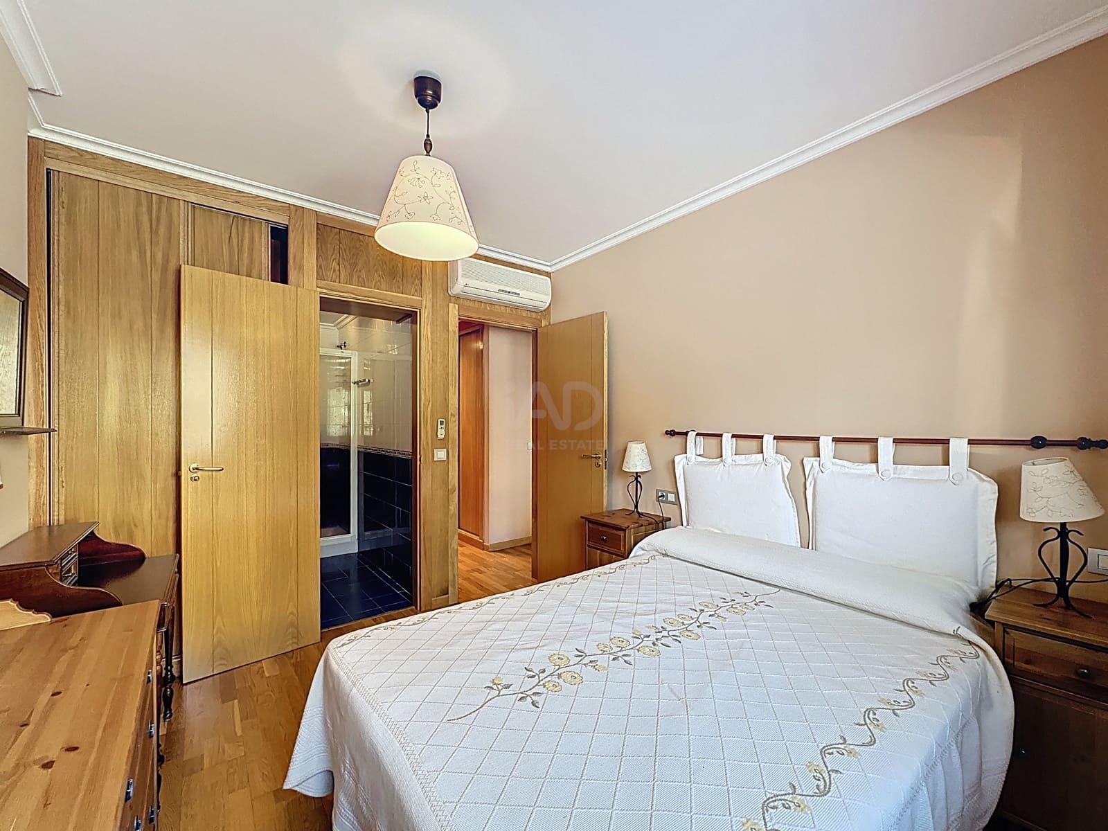3 Zimmer Apartment zu verkaufen in Pontevedra Stadt mit Pool Garage - 315.000 € (Ref: 10021553)