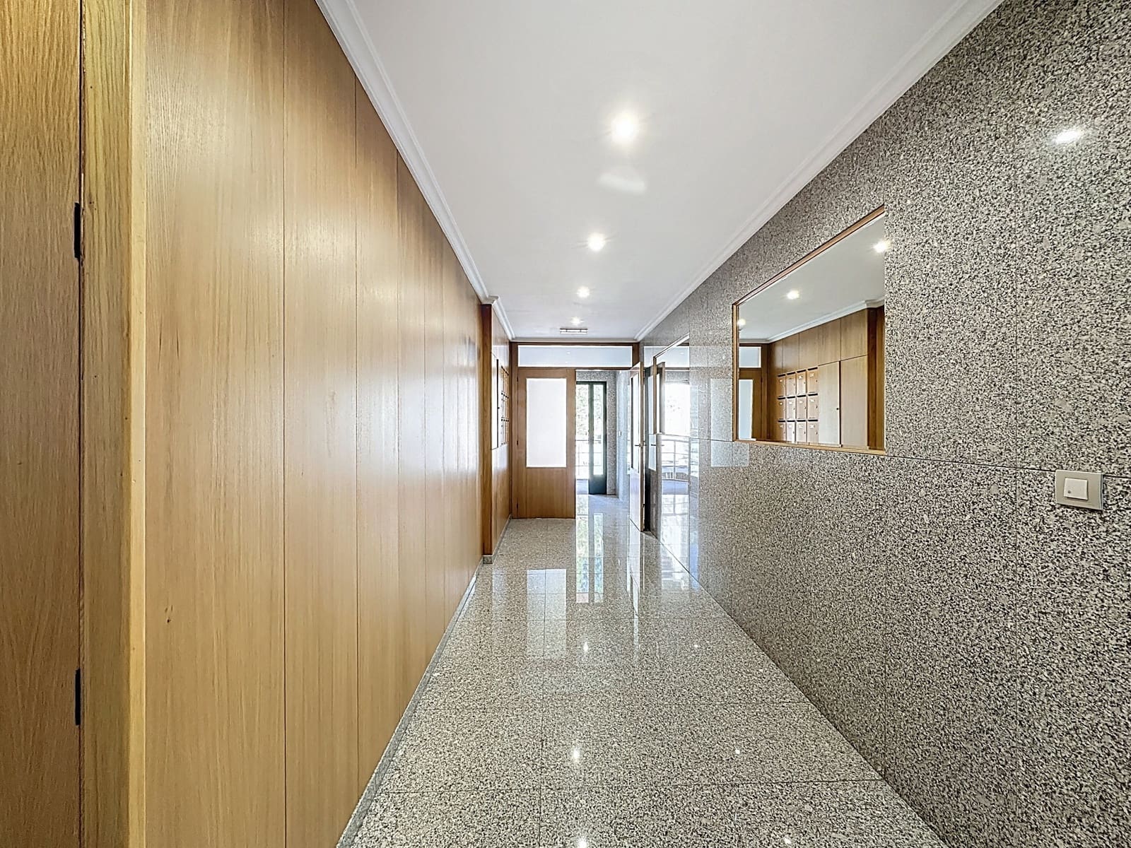 3 Zimmer Apartment zu verkaufen in Pontevedra Stadt mit Pool Garage - 315.000 € (Ref: 10021553)