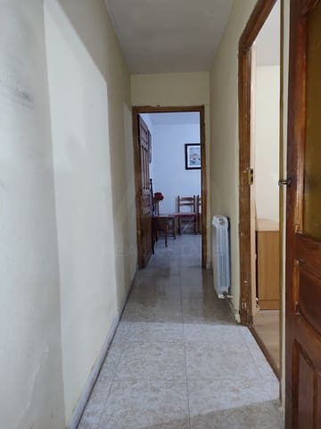 6 Zimmer Villa zu verkaufen in León Stadt mit Garage - 34.900 € (Ref: 10021557)
