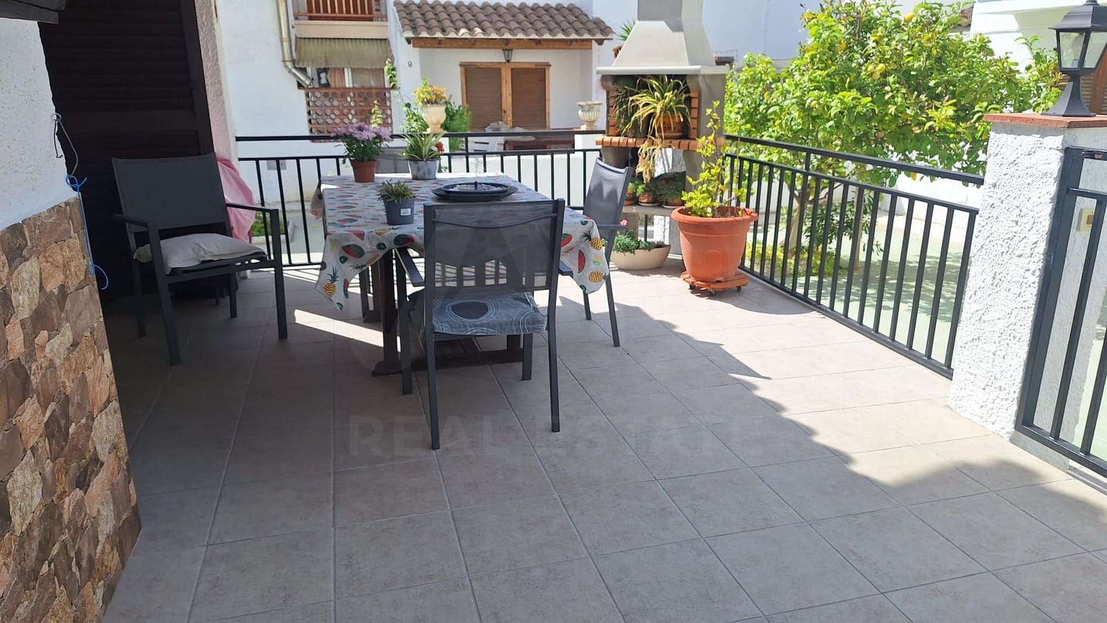 4 Zimmer Villa zu verkaufen in Tarragona Stadt mit Garage - 249.000 € (Ref: 10021558)