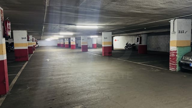 Garage te koop in Estrella, Madrid stad - € 27.890 (Ref: 10021641)