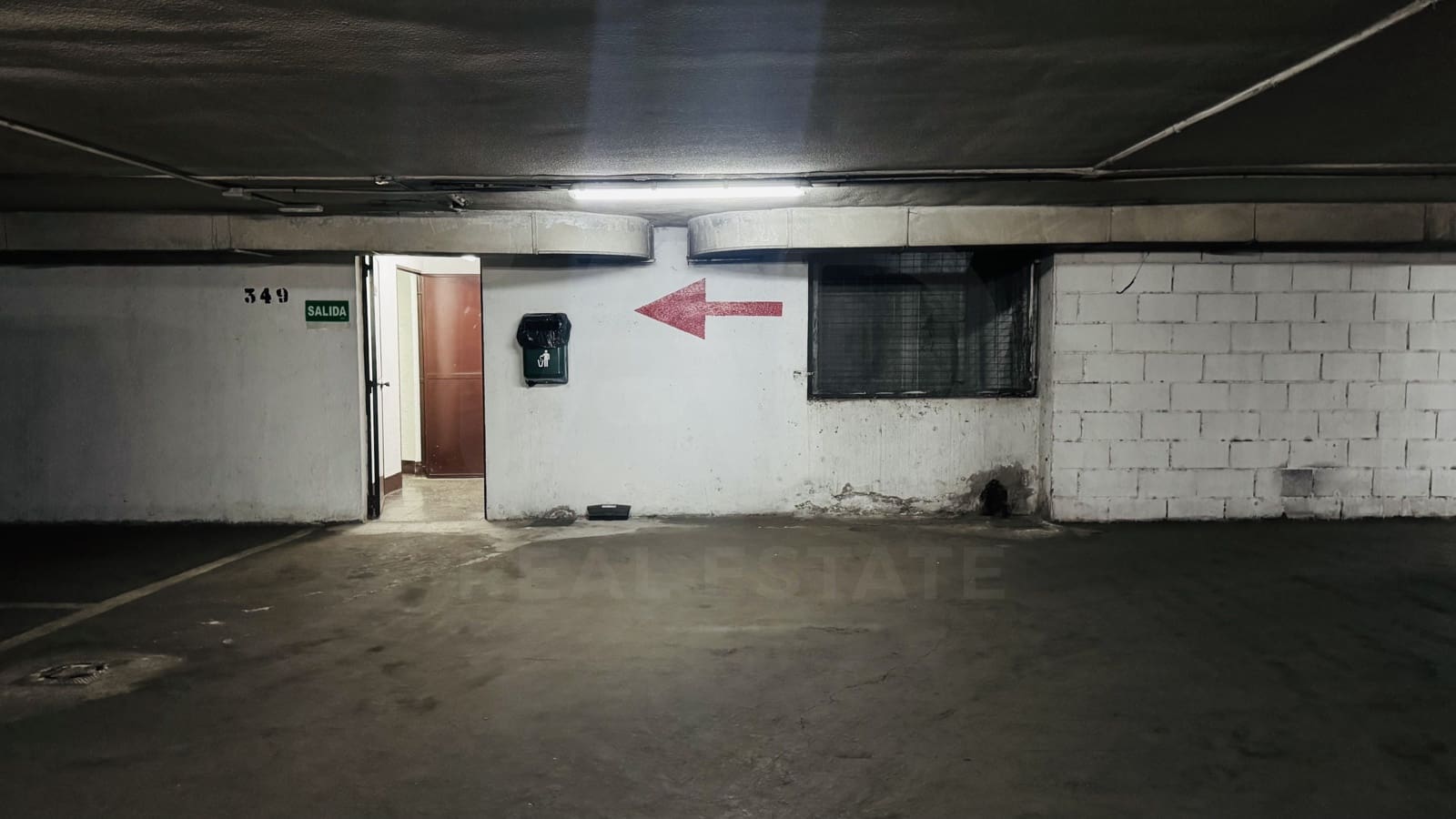 Garage te koop in Madrid stad - € 27.890 (Ref: 10021641)