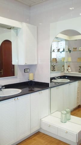 5 quarto Casa em Banda para venda em Polinyà - 525 000 € (Ref: 10021650)