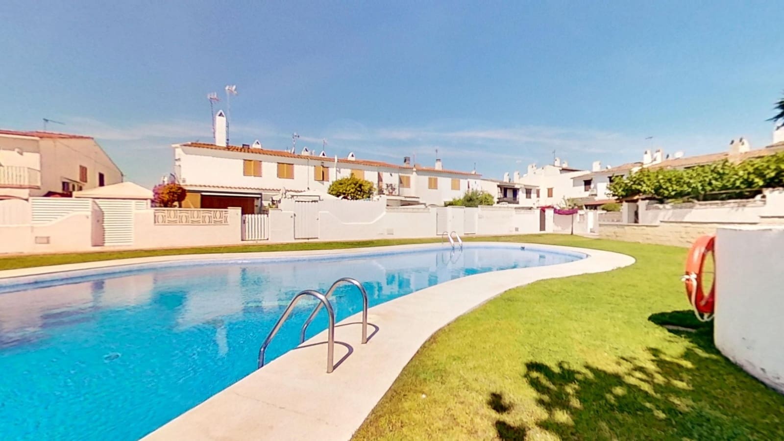 Adosado de 3 habitaciones en Creixell en venta con piscina - 230.000 € (Ref: 10021656)