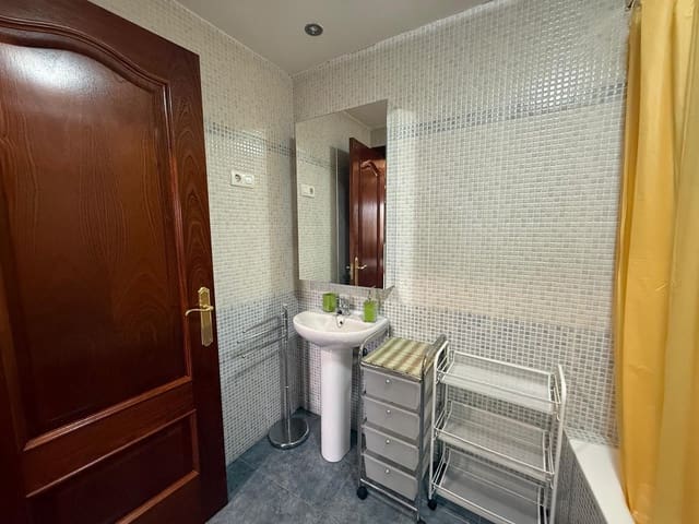 1 bedroom Apartment for sale in Villaquilambre - € 112,000 (Ref: 10021660)