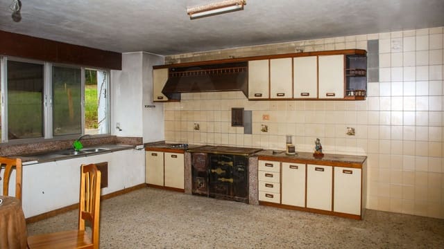 4 makuuhuone Maalaistalo myytävänä paikassa Valdoviño mukana 
autotalli - 175 000 € (Ref: 10021861)