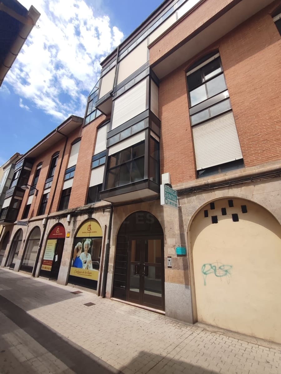 3 makuuhuone Huoneisto myytävänä paikassa Astorga - 173 000 € (Ref: 10021862)