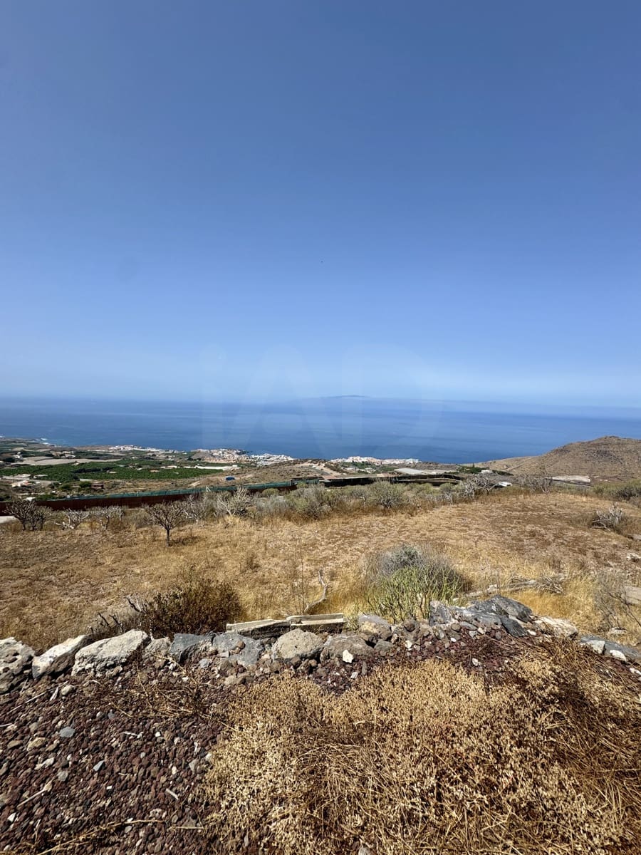 Undeveloped Land for sale in Guia de Isora - € 65,000 (Ref: 10021864)