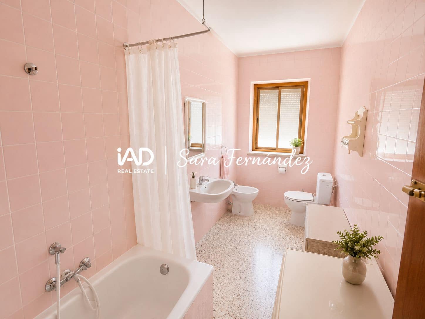 Commercieel te koop in Puebla de Sanabria - € 325.000 (Ref: 10021865)