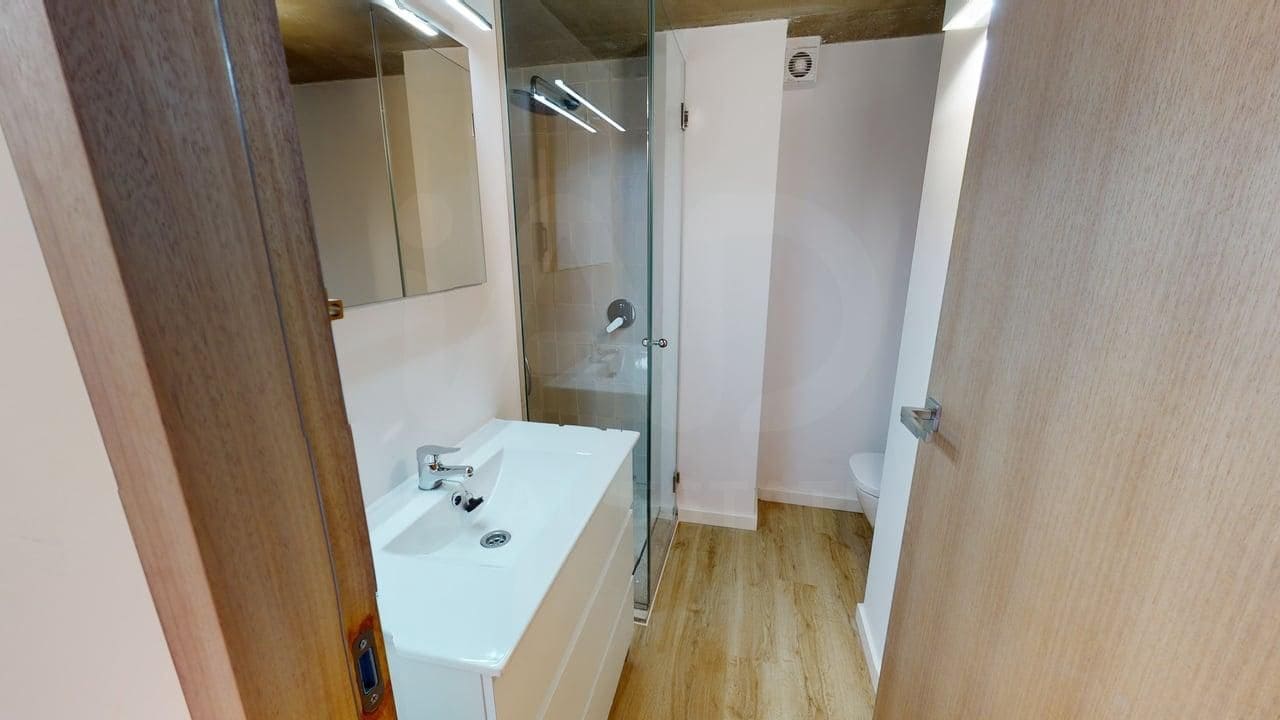 2 soverom Villa til leie i Alaro med svømmebasseng - € 2 400 (Ref: 10021868)