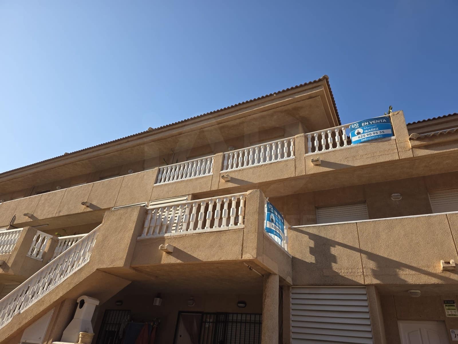 3 sypialnia Apartament na sprzedaż w La Manga del Mar Menor z basenem garażem - 289 900 € (Ref: 10022534)