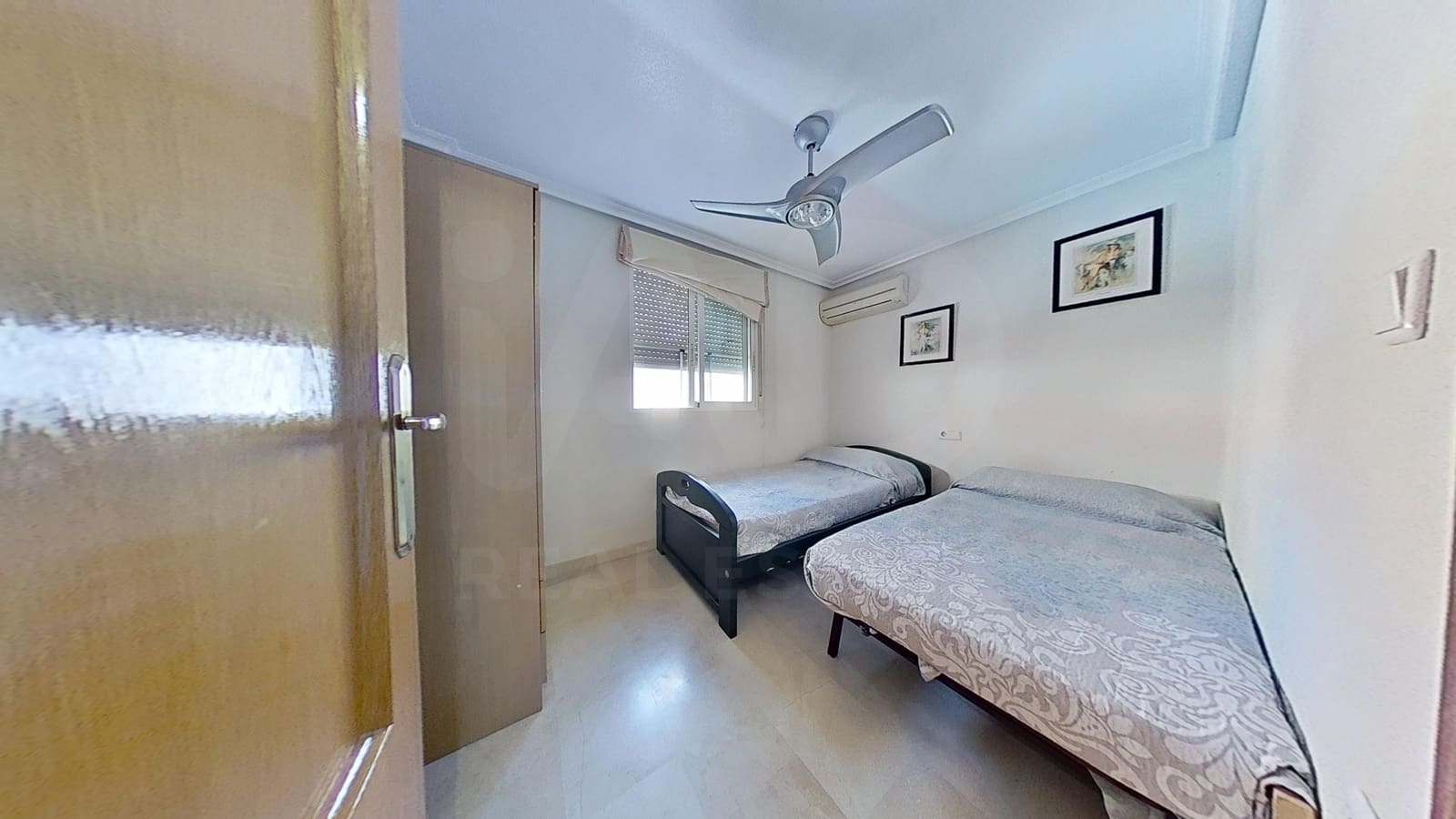 4 sypialnia Dom szeregowy na sprzedaż w Santa Pola z basenem - 265 000 € (Ref: 10022535)