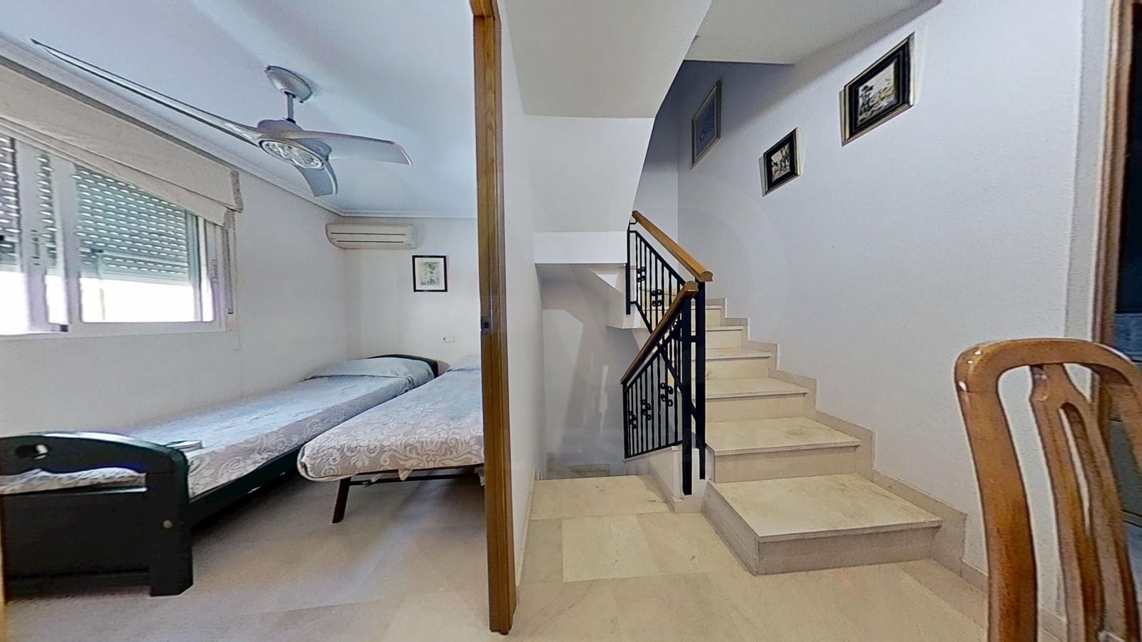 4 sypialnia Dom szeregowy na sprzedaż w Santa Pola z basenem - 265 000 € (Ref: 10022535)