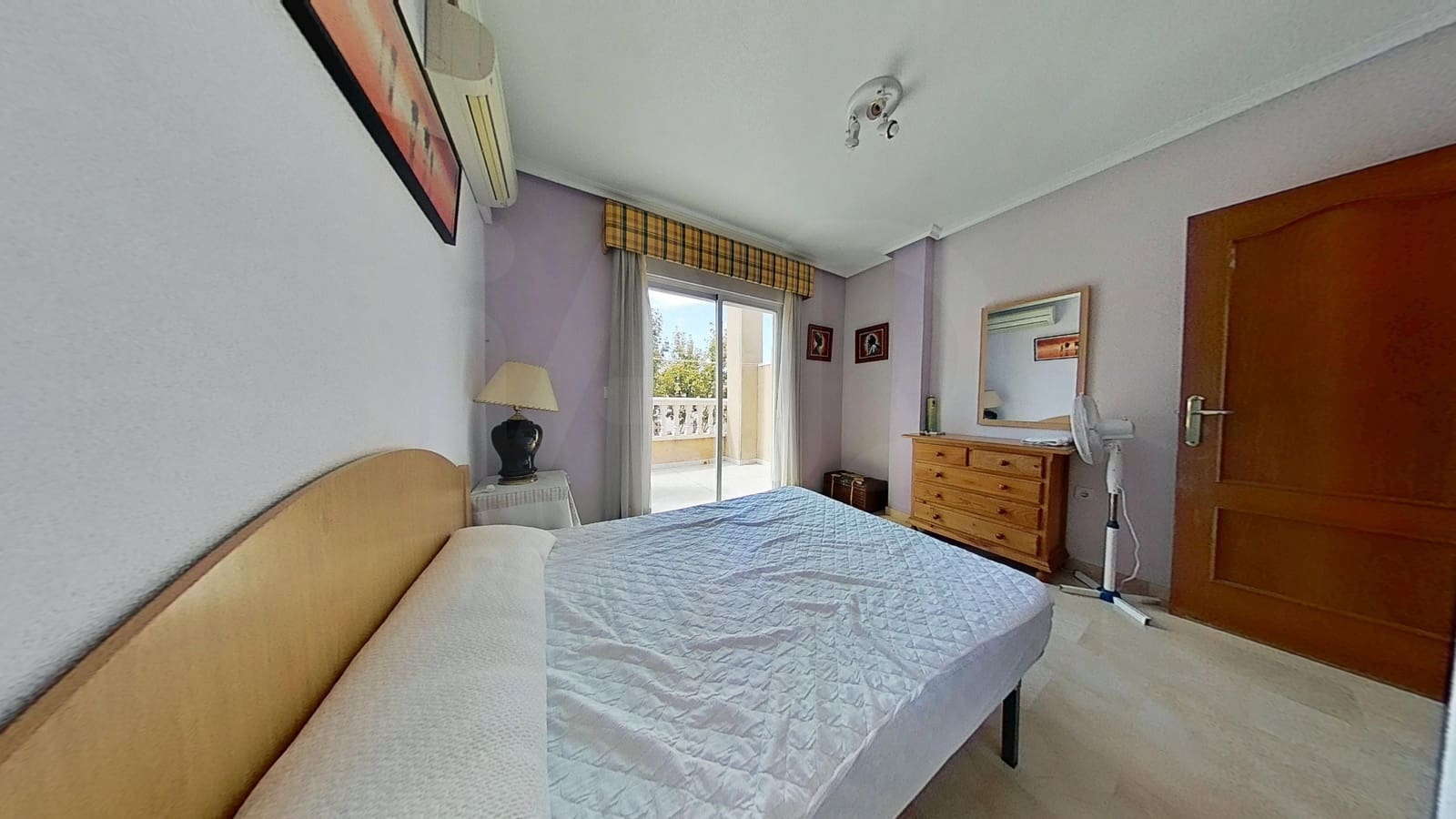 4 sypialnia Dom szeregowy na sprzedaż w Santa Pola z basenem - 265 000 € (Ref: 10022535)