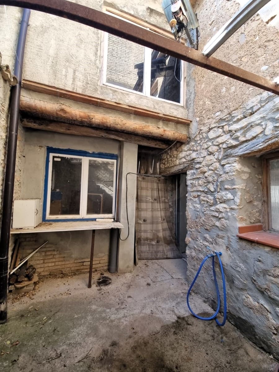 Kommersiell till salu i Ginestar - 52 000 € (Ref: 10023287)