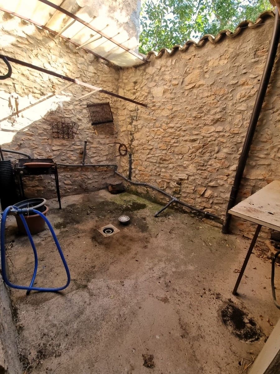 Kommersiell till salu i Ginestar - 52 000 € (Ref: 10023287)