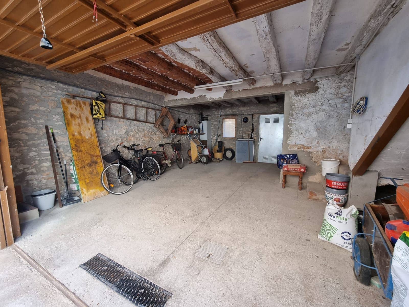 Kommersiell till salu i Ginestar - 52 000 € (Ref: 10023287)