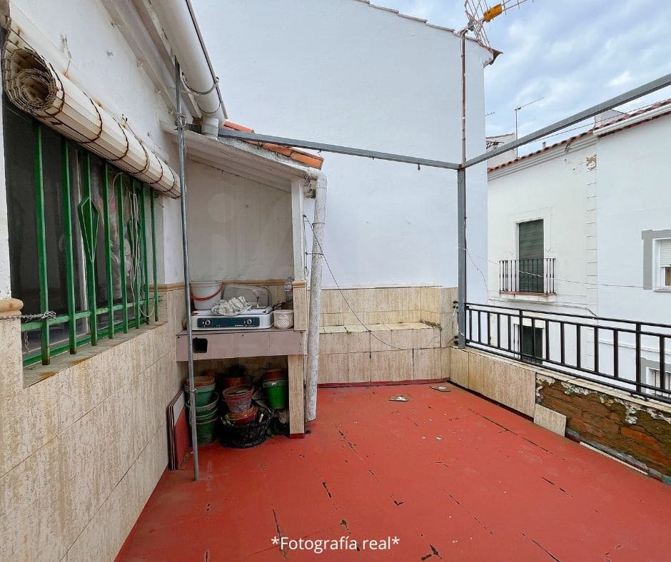 3 slaapkamer Rijtjeshuis te koop in Cortegana - € 55.000 (Ref: 10023288)